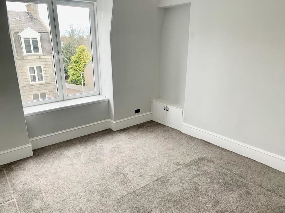 Flat Pitstruan Place in Aberdeen