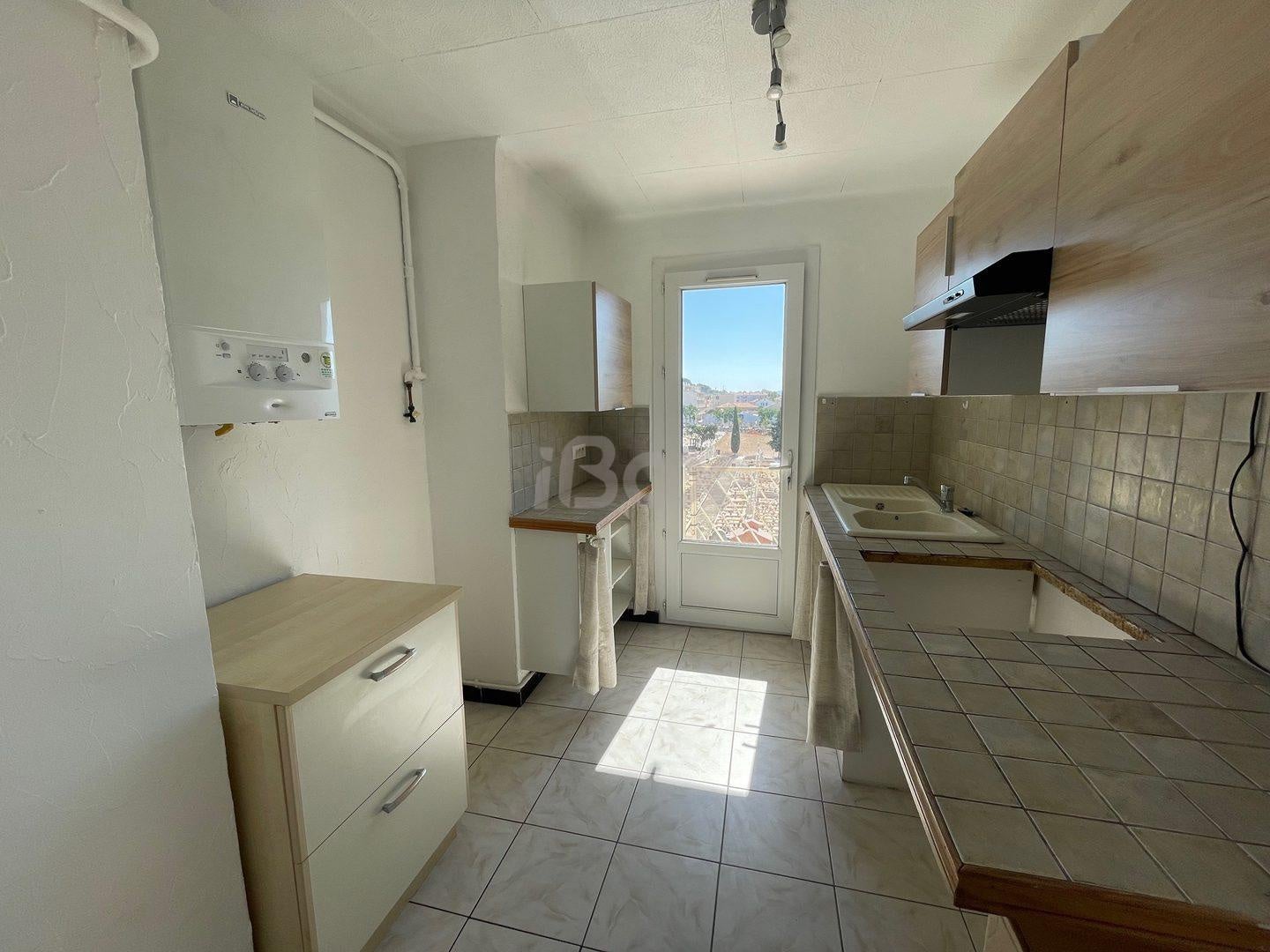 Flat Avenue des Lices in Toulon