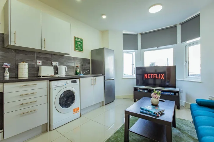Flat Colum Place in Cardiff