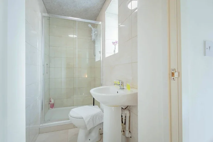 Flat Colum Place in Cardiff