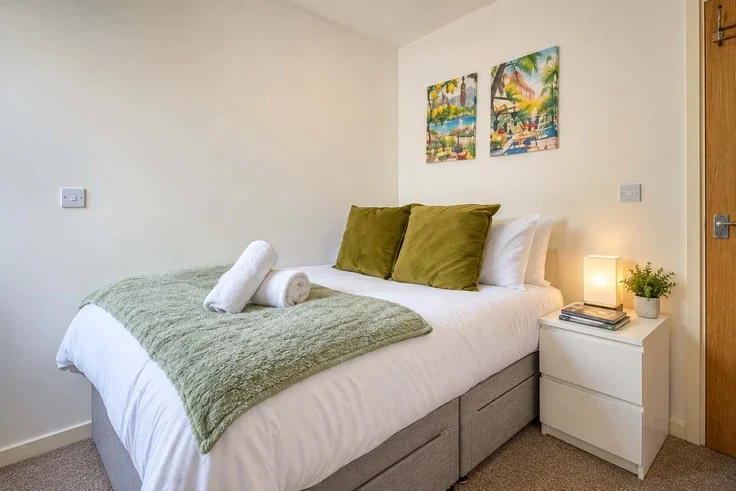 Flat Colum Place in Cardiff