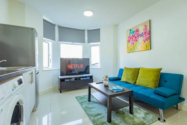 Flat Colum Place in Cardiff