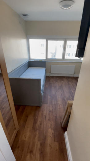 Room Montgomery Close in Greater London