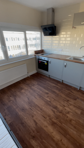 Room Montgomery Close in Greater London