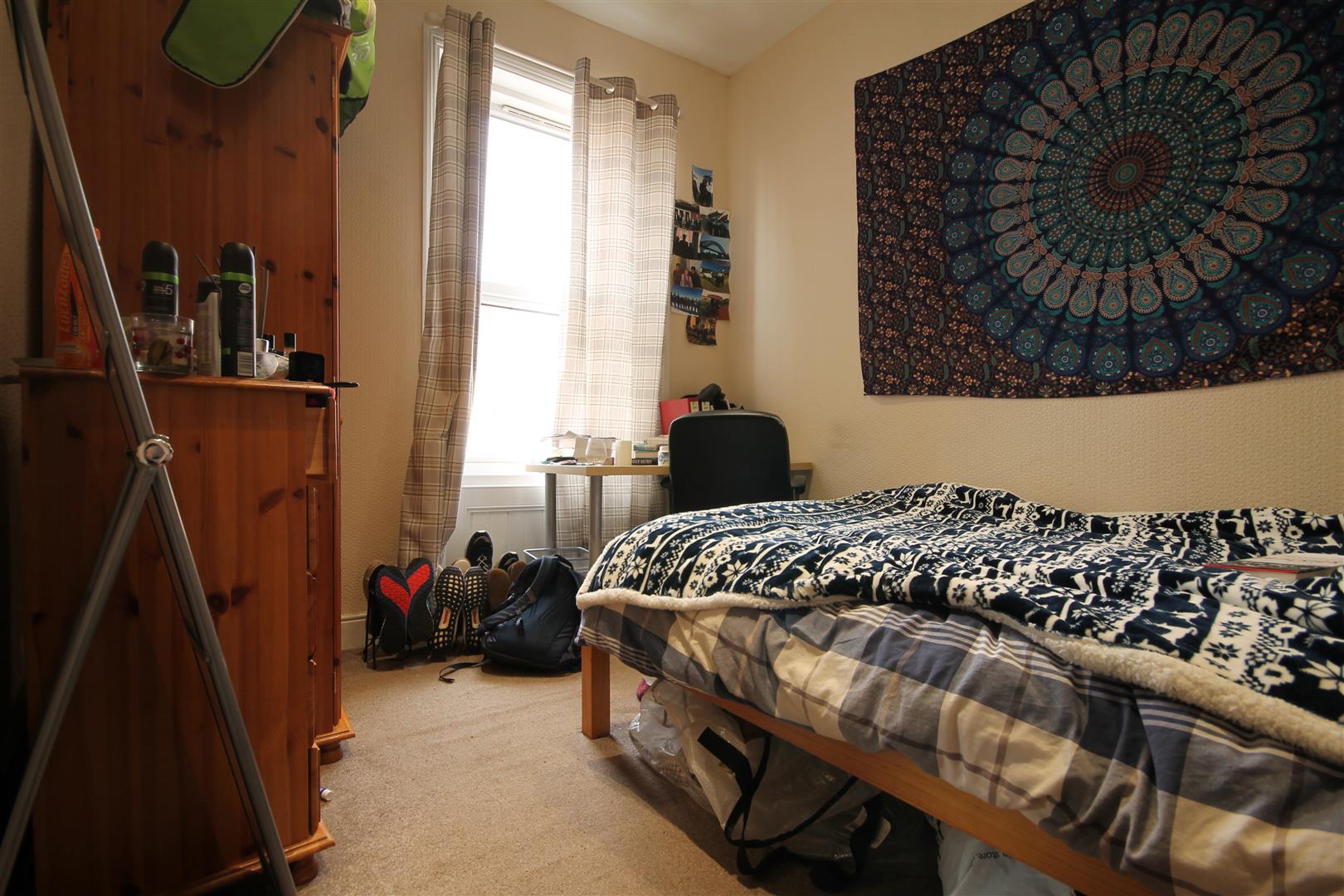 Flat Hazelwood Avenue in Newcastle upon Tyne