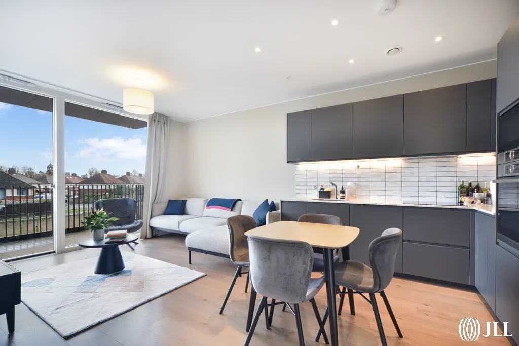 Flat Copperworks Wharf in Greater London