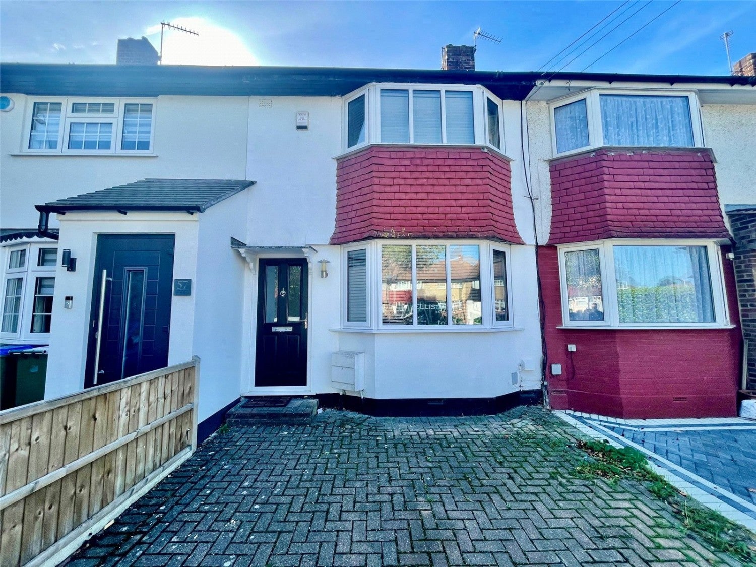 House Holbeach Gardens in Greater London