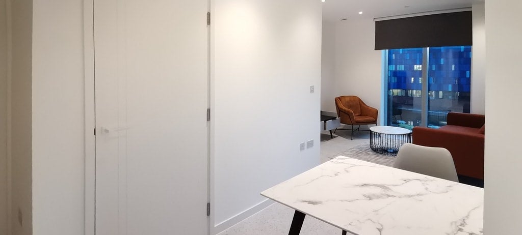 Flat Raven Row in Greater London