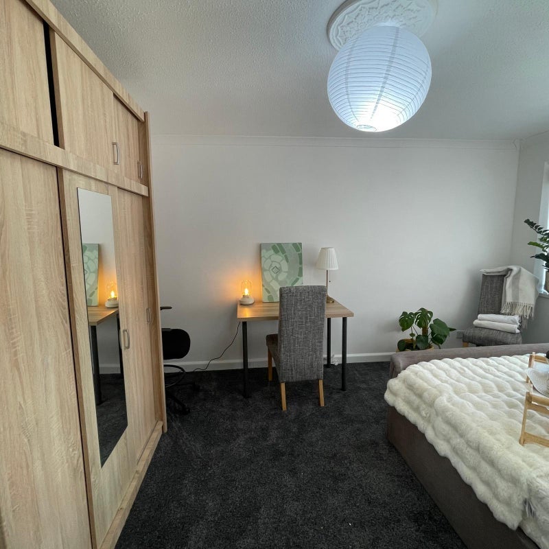 Room Clanbrooke in Telford