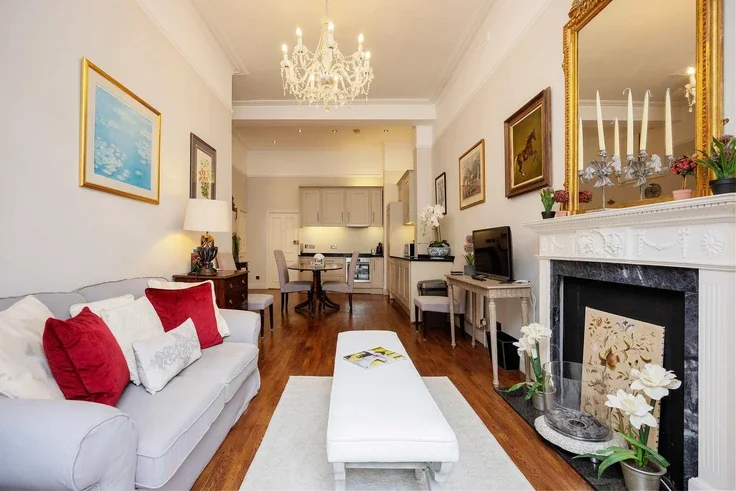 Flat Harcourt Terrace in Greater London