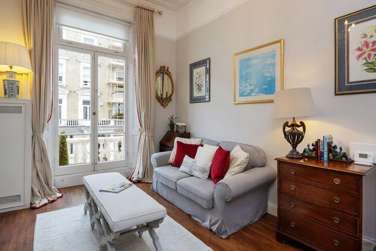 Flat Harcourt Terrace in Greater London