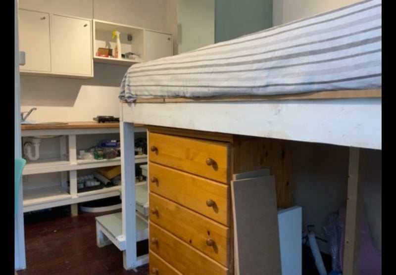 Flat Bulwer Street in Greater London