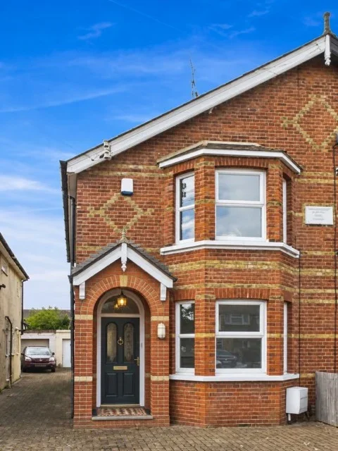 House Albany Road in Old Windsor