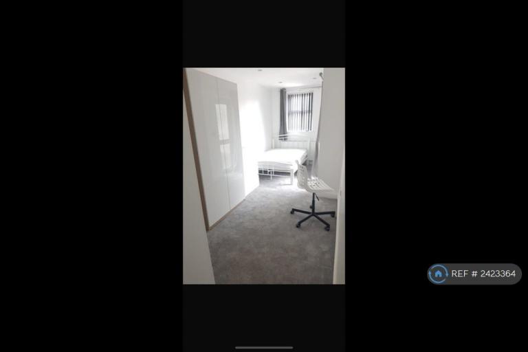 Room Peveril Road in Nottingham