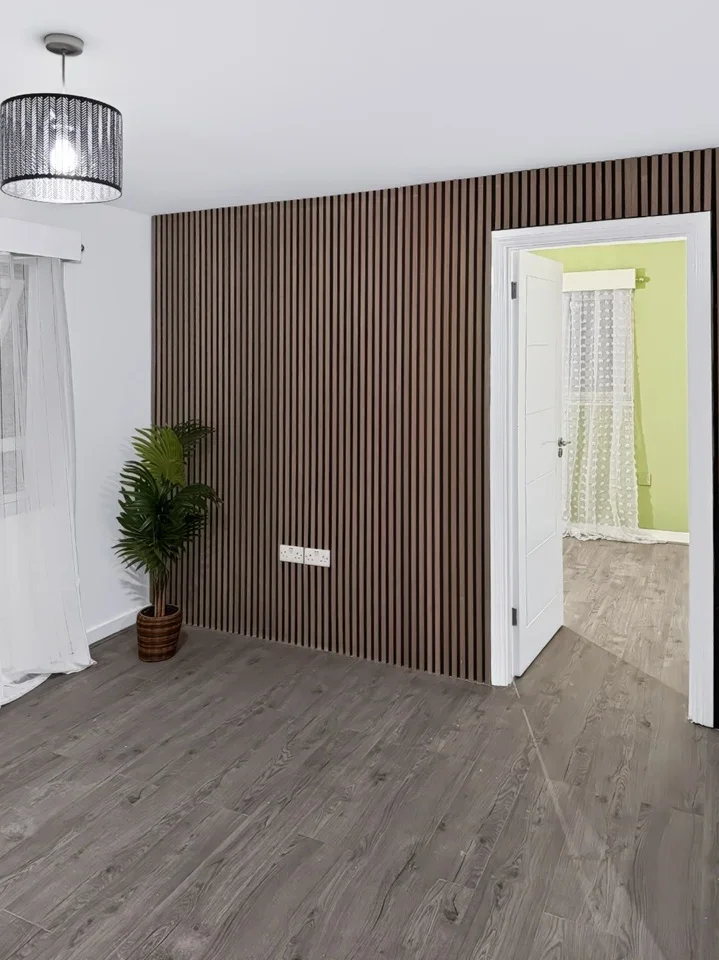 Flat Ashburton Road in Greater London