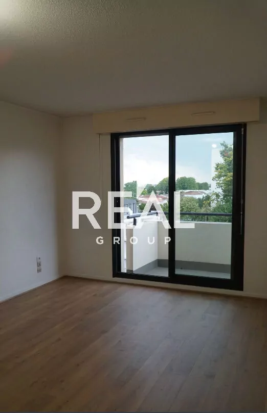 Flat Rue du Commandant Charcot in Bordeaux