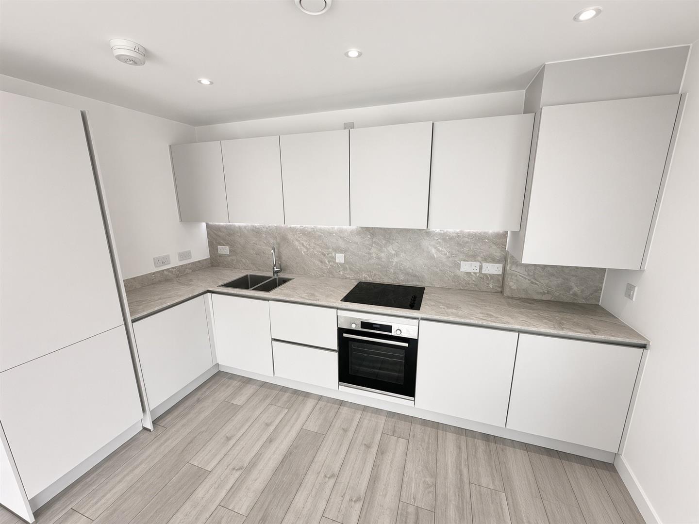 Flat Farriers Way in Houghton Regis