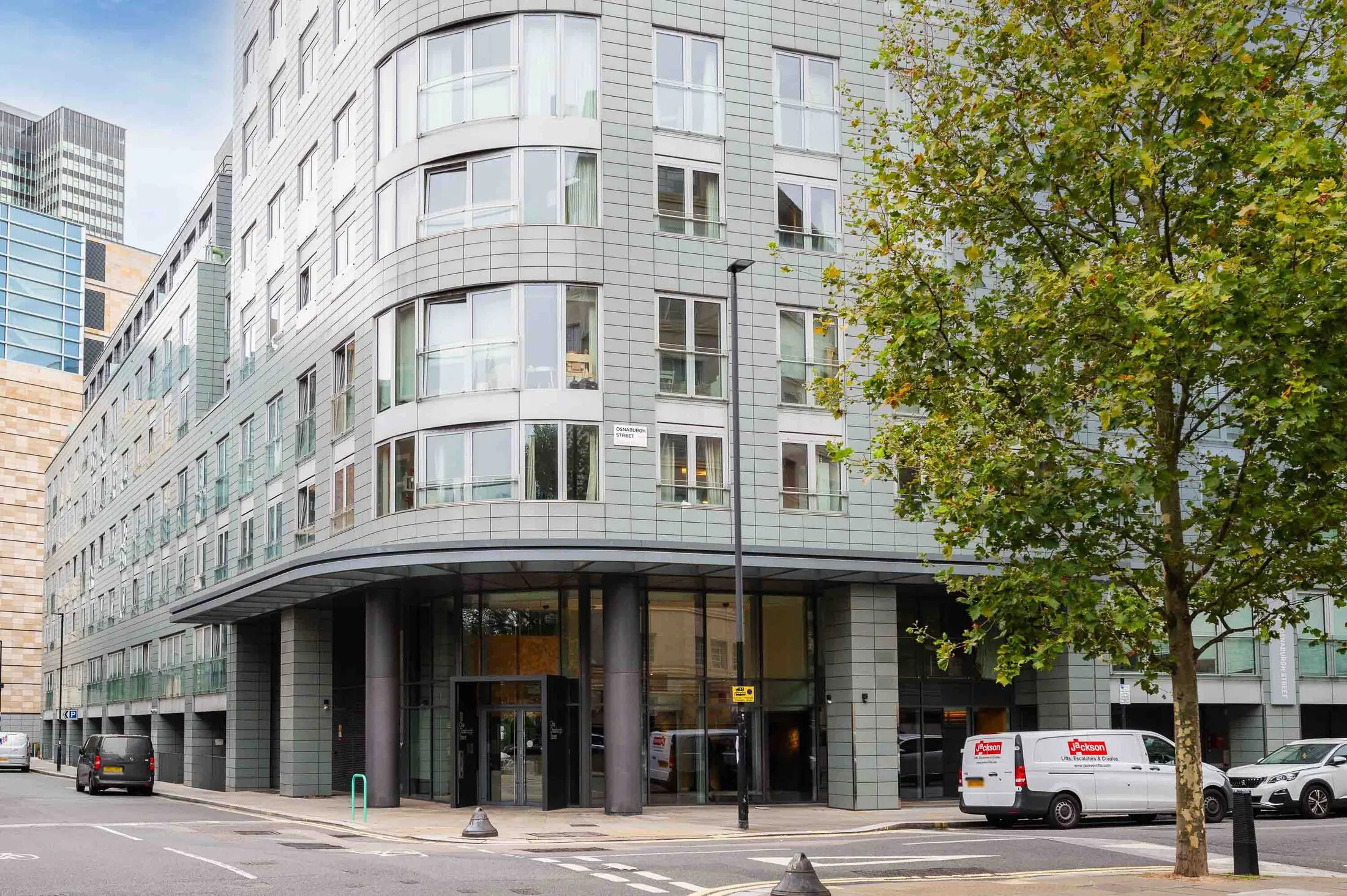 Flat Triton Street in Greater London