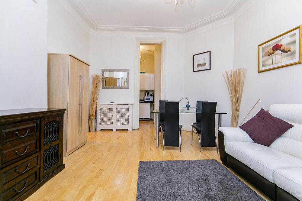 Flat Queensway in City of Westminster