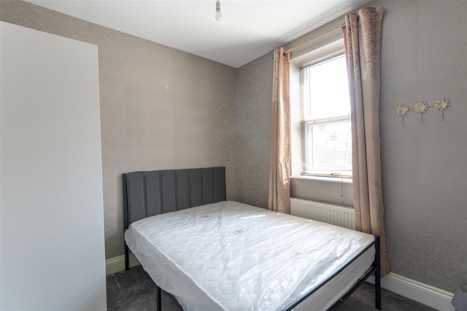 Room Westgate Road in Newcastle upon Tyne