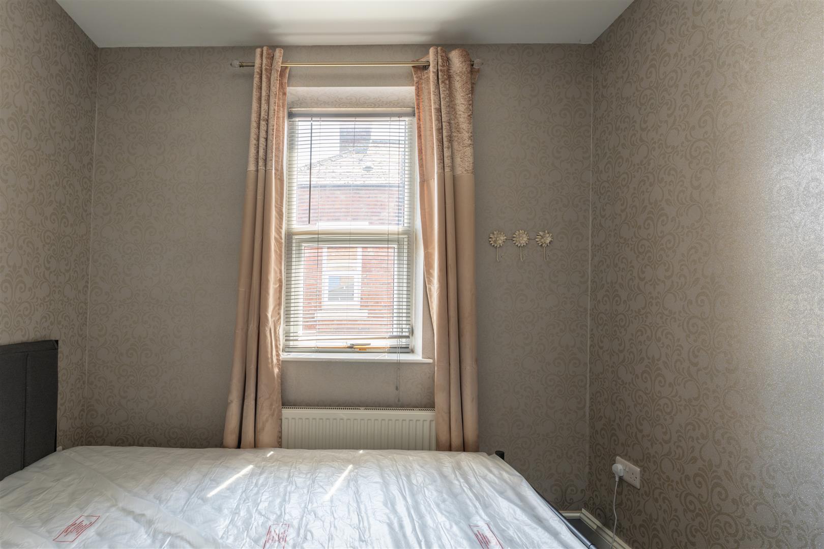 Room Westgate Road in Newcastle upon Tyne