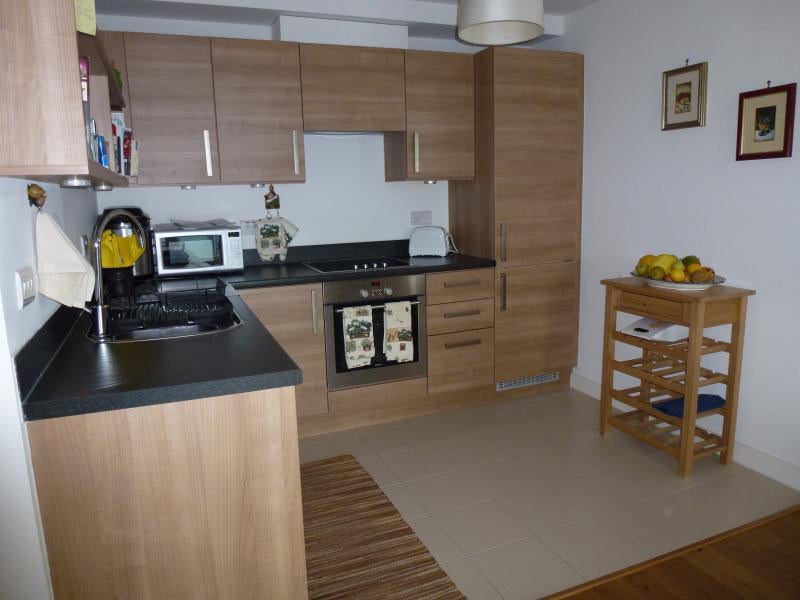 Flat Empire Way in Greater London