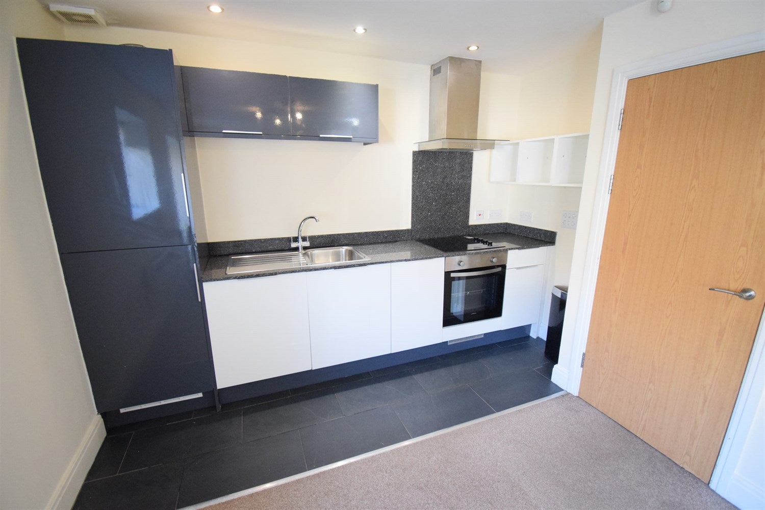Flat Crwys Road in Cardiff