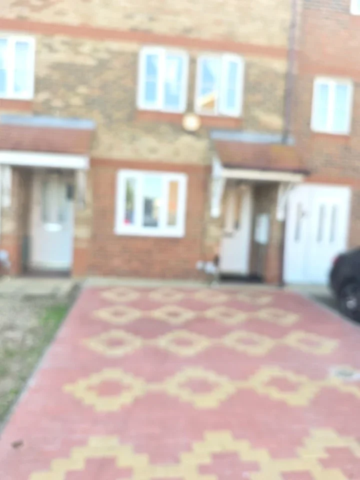 Room Redbourne Drive in Greater London