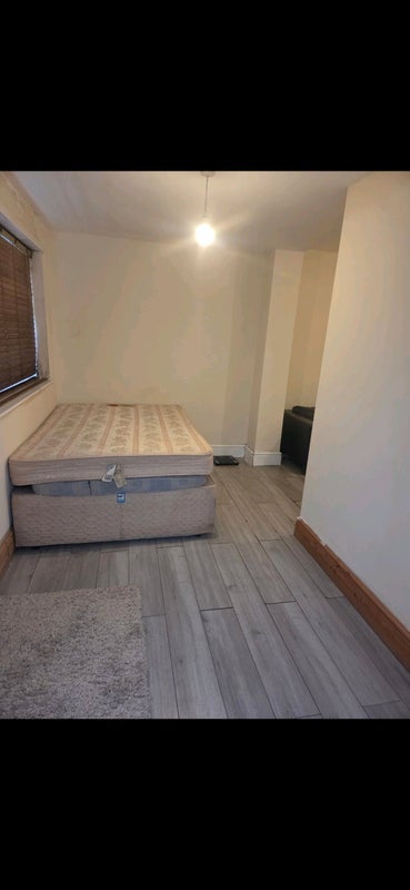Room Bridgewater Way in Trafford