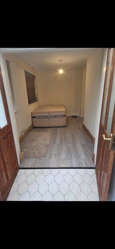 Room Bridgewater Way in Trafford