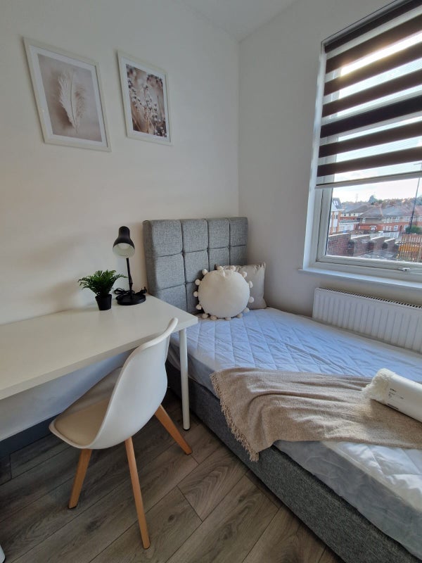 Room Eastern Avenue in Sheffield