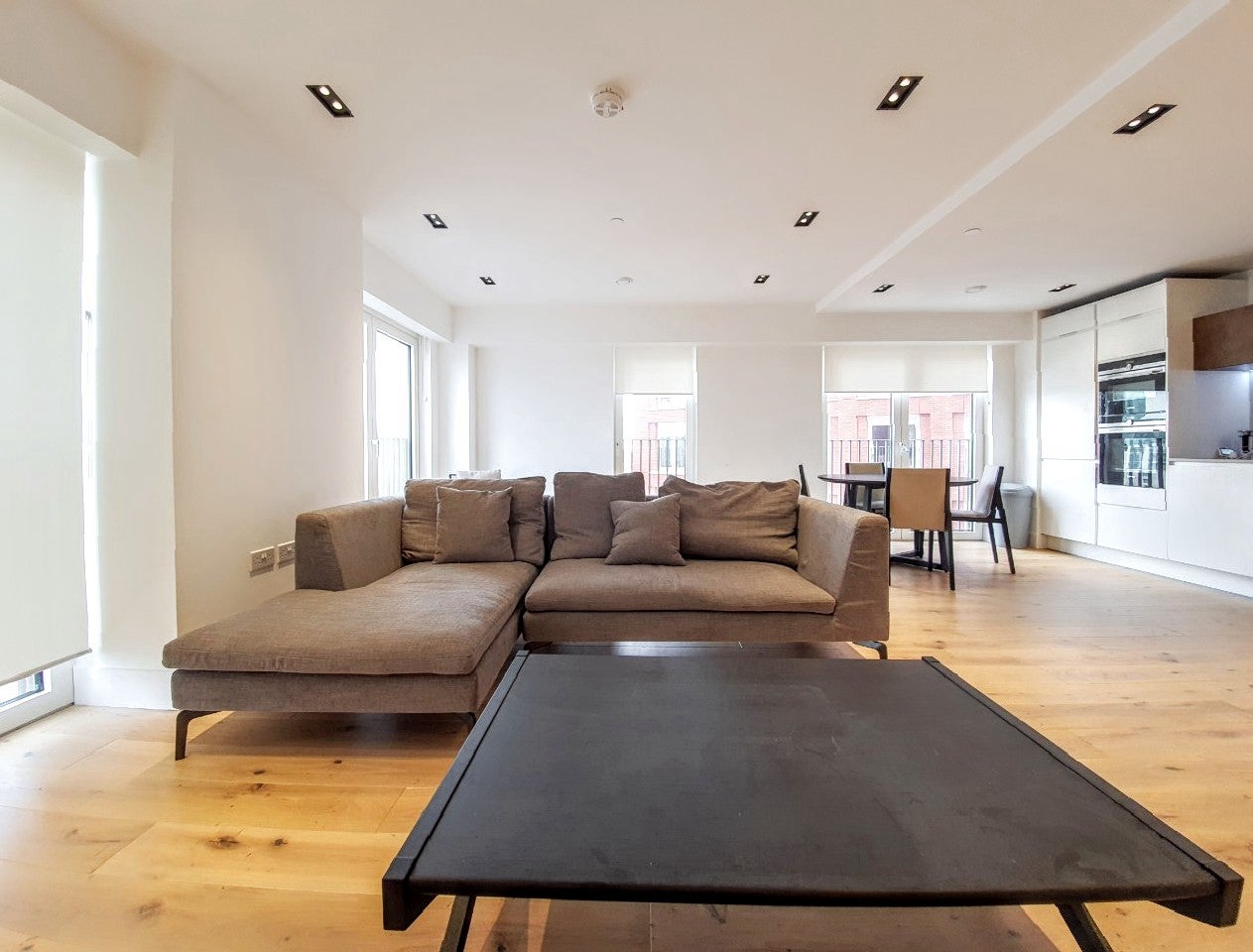 Flat Kingsland Road in Greater London