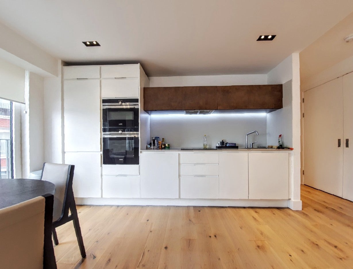 Flat Kingsland Road in Greater London
