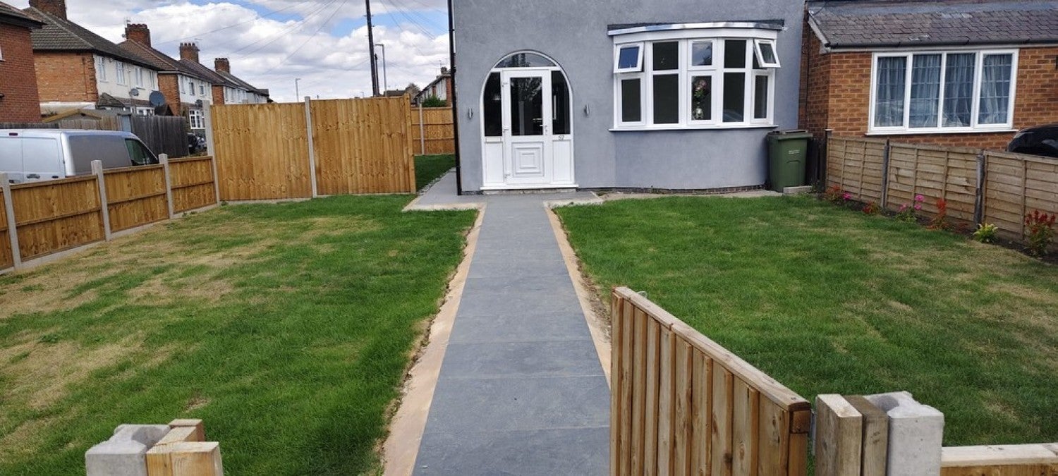 House Willow Park Drive in Oadby and Wigston