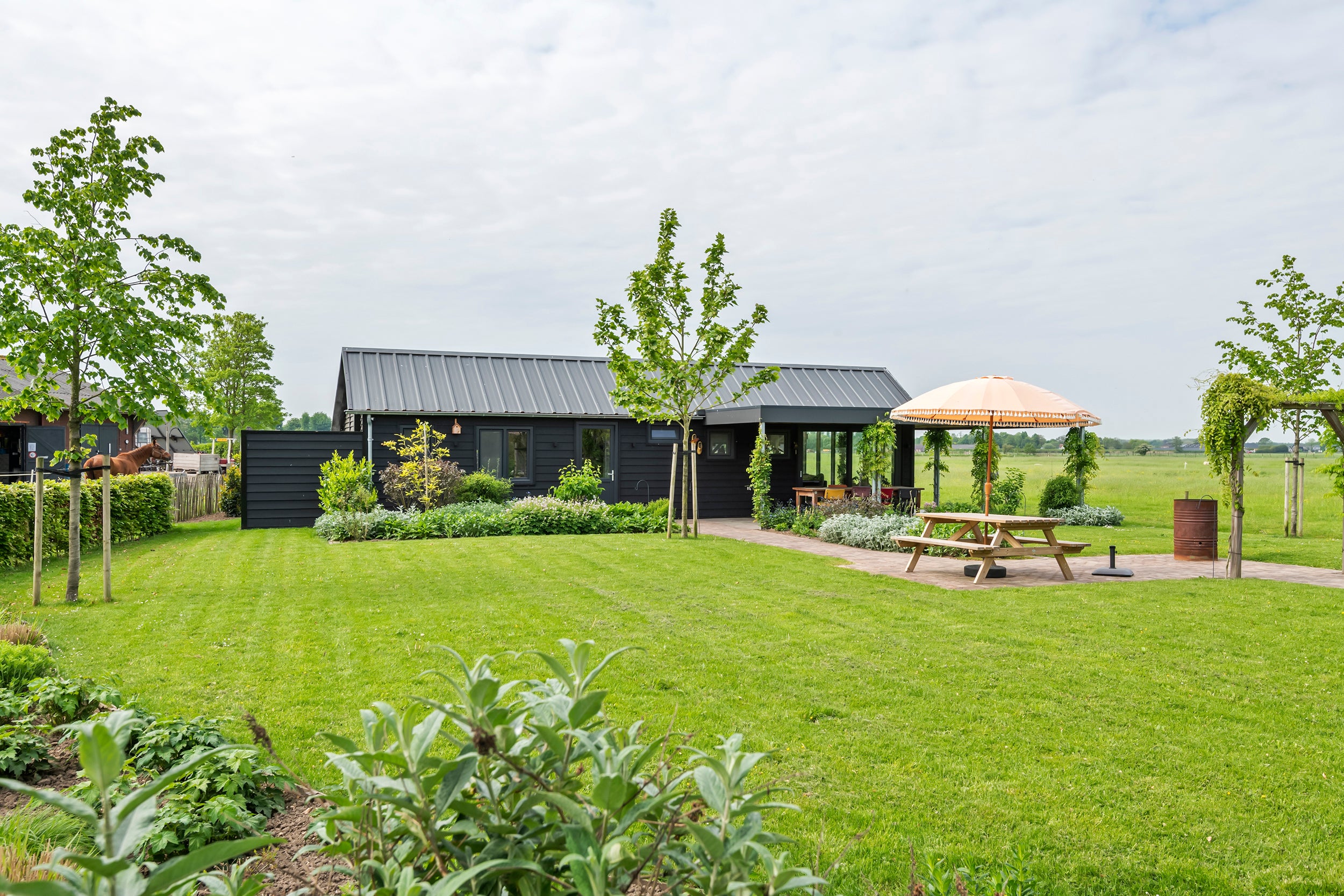 Vrijstaande woning te koop: Rijnbandijk 161, Maurik