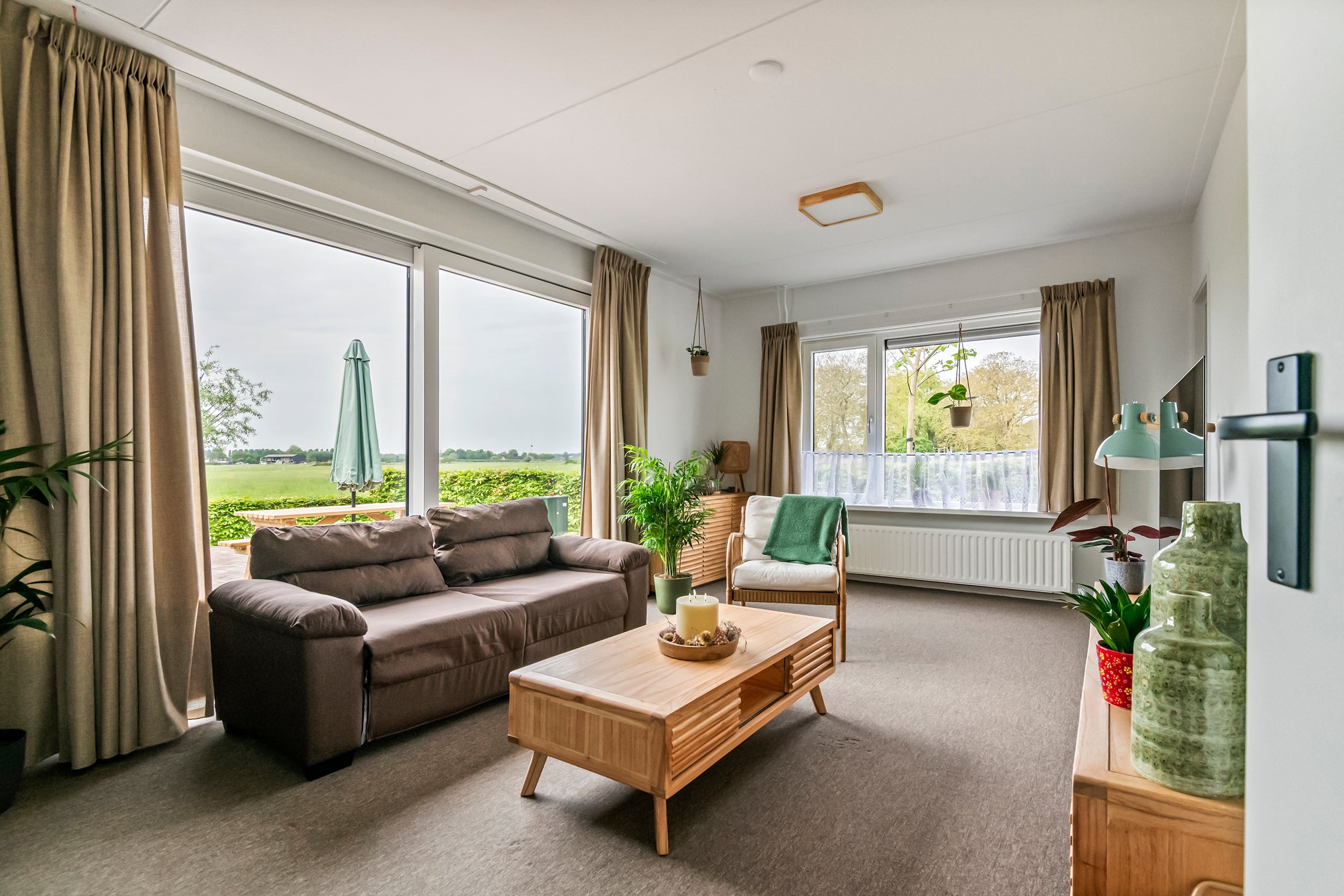 Vrijstaande woning te koop: Rijnbandijk 161, Maurik