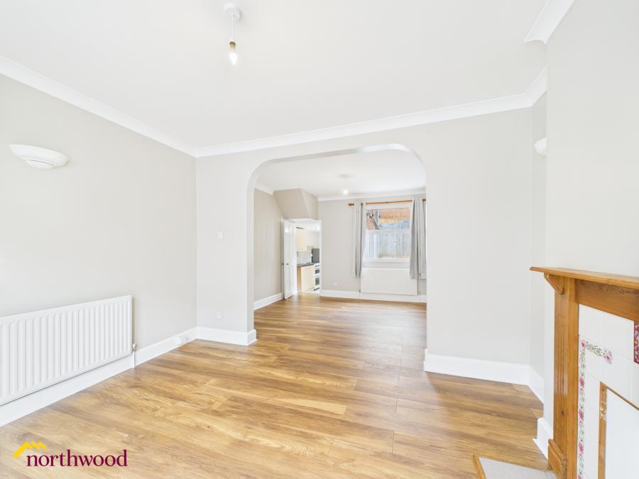 House Newland Place in Cherwell District
