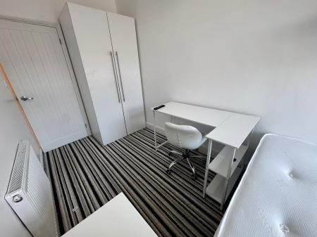 Flat Guildford Street in Stoke-on-Trent