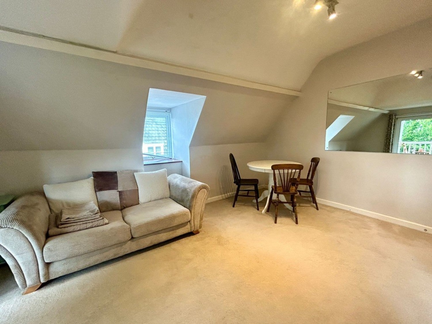 Flat Wharncliffe Road in Bournemouth