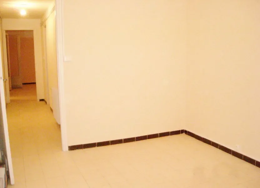 Flat Rue Adam de Craponne in Montpellier
