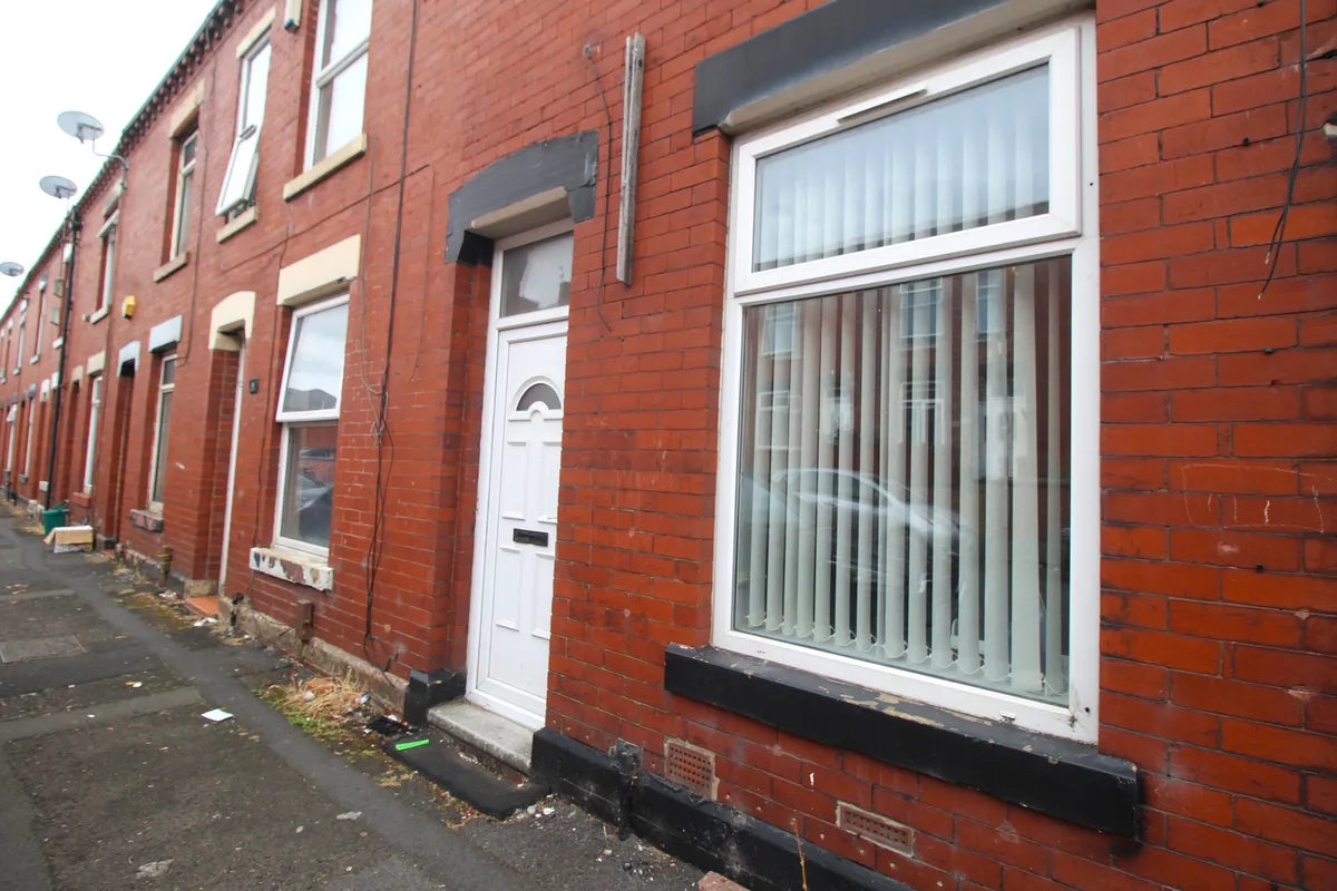 House Kelverlow Street in Oldham