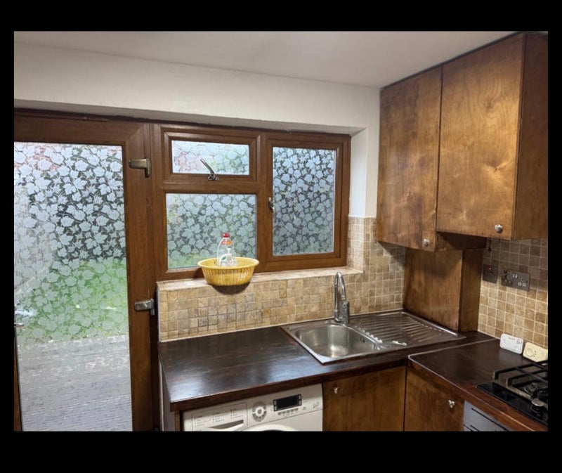 Room Graywood Court in Greater London