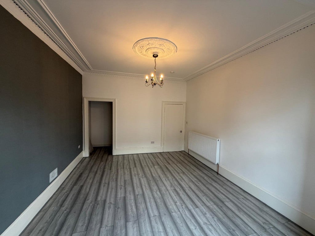 Flat Kilmarnock Road in Glasgow