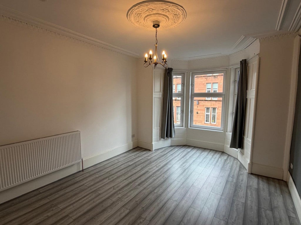 Flat Kilmarnock Road in Glasgow