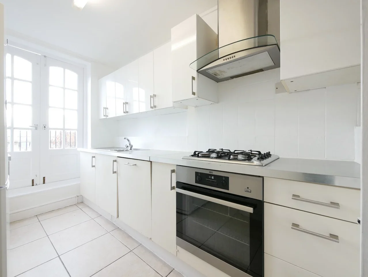 Flat Sutherland Avenue in City of Westminster