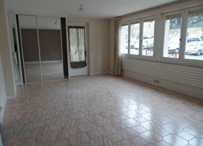 House Place Dugas in Thurins