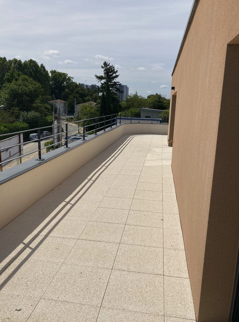 Flat Rue Blaise Pascal in Pessac