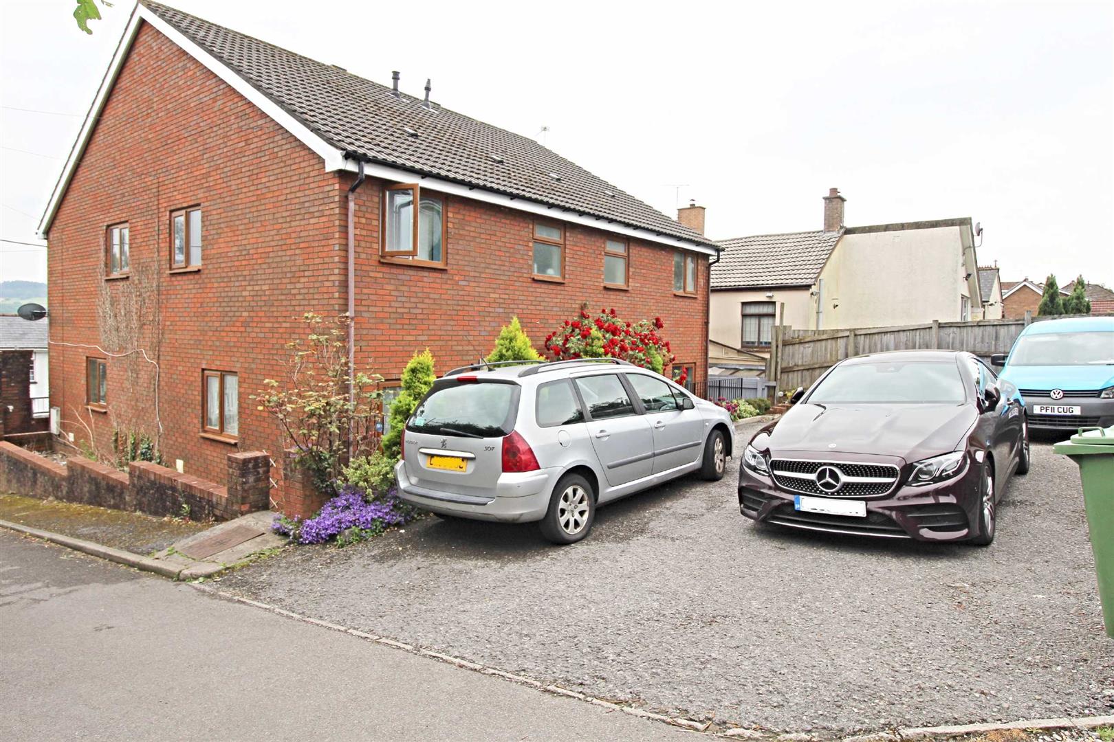 House Queens Drive in Llantwit Fardre