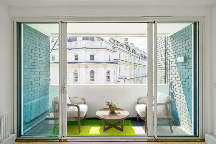Flat Kensington Park Road in Greater London