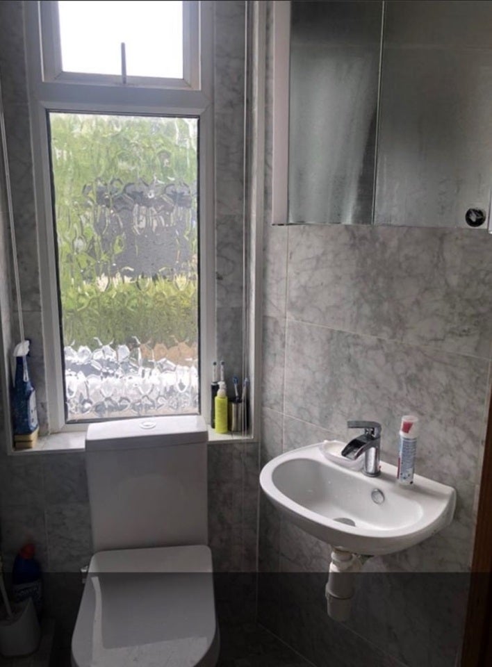 Room Herbert Road in Greater London